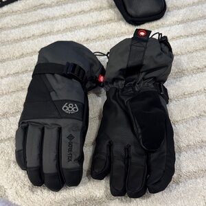 686 Black and Dark Gray Gore-Tex Gloves